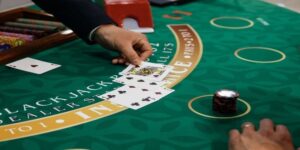 Poker online đem đến cho anh em cơ hội kiếm tiền cực nhanh