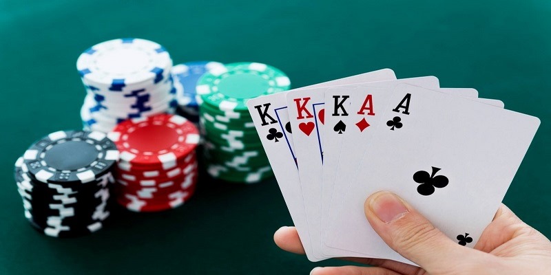 Poker online là tựa game khá phổ biến ở thị trường Việt Nam hiện nay